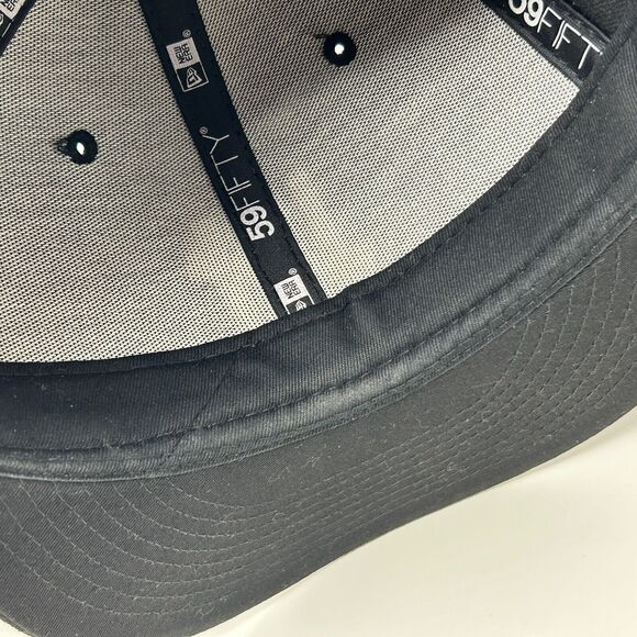 Undefeated x New Era 5 Strikes Hat Baseball Cap Fitted 7 1/4 Black Pinstriped - Picture 5 of 11
